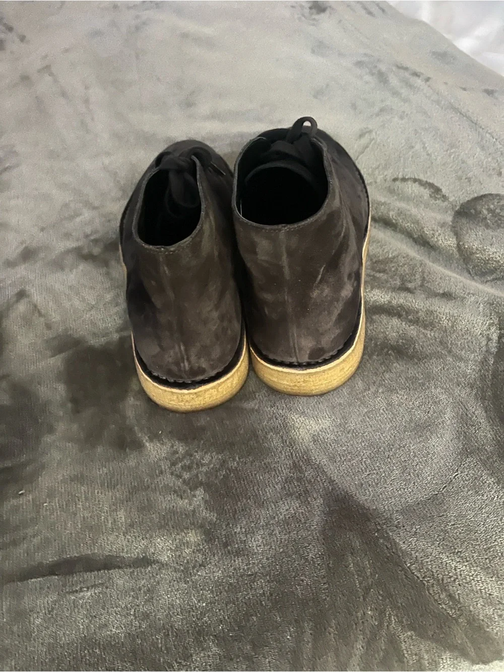 Vince Men's Black Suede Chukka Boots with Crepe Sole